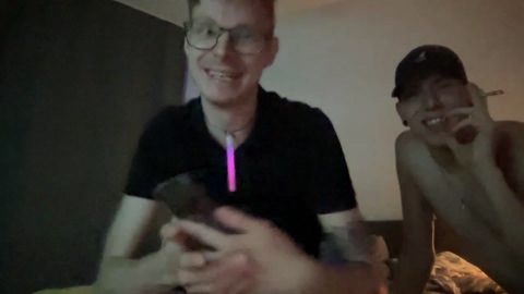 Knicklicht1  11-10-2022 Recorded Video toys
