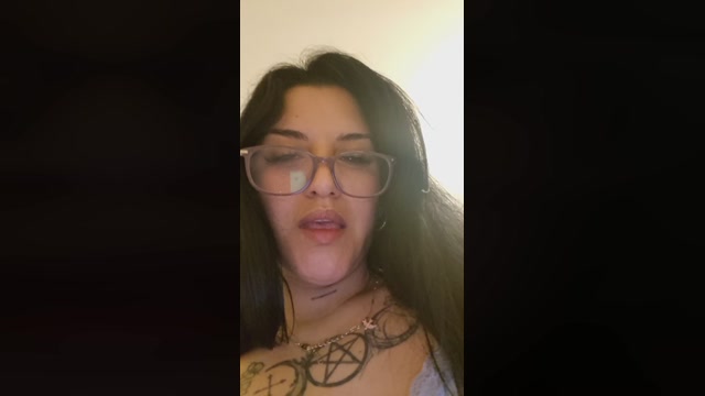 Mackarena 12-10-2022 sexy 