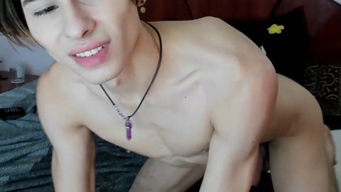 kevin_hug  12-10-2022 video fuckher