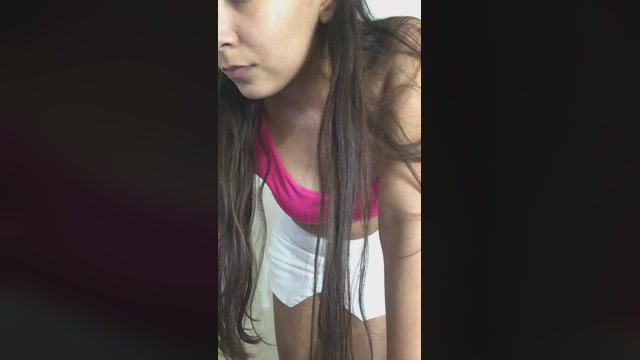 emitits  15-10-2022 skinny Females