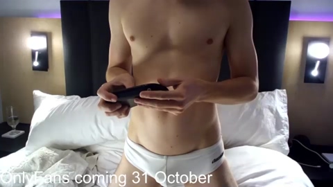 swimmerboinl  16-10-2022 video beauty