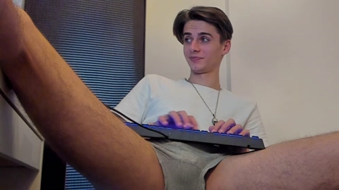 orlandocolt  17-10-2022 video jerkoff