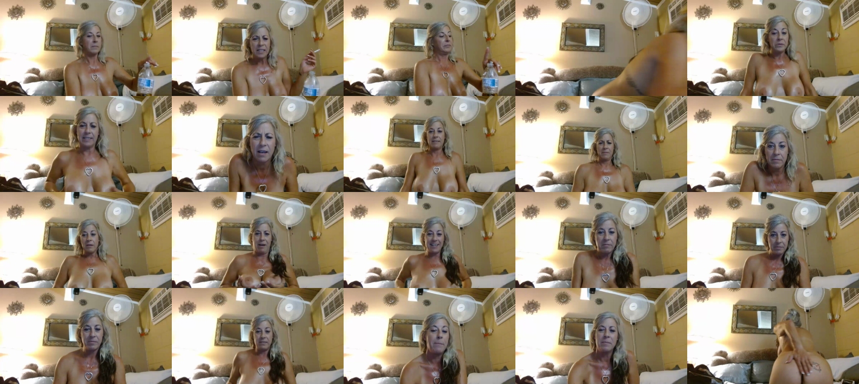 yummisnaxxx 17-10-2022 fingers 