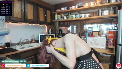 akgingersnaps  18-10-2022 fuckher Couples