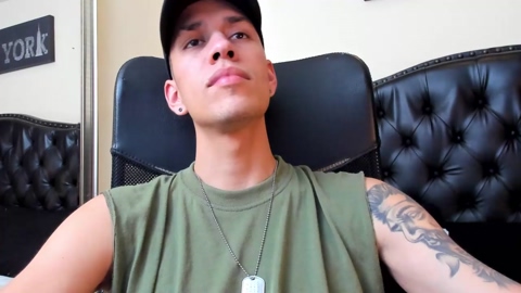 chris_castro  19-10-2022 video fuckface