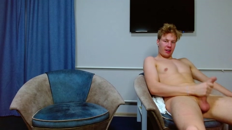 mayscarlet  18-10-2022 video bj-dildo