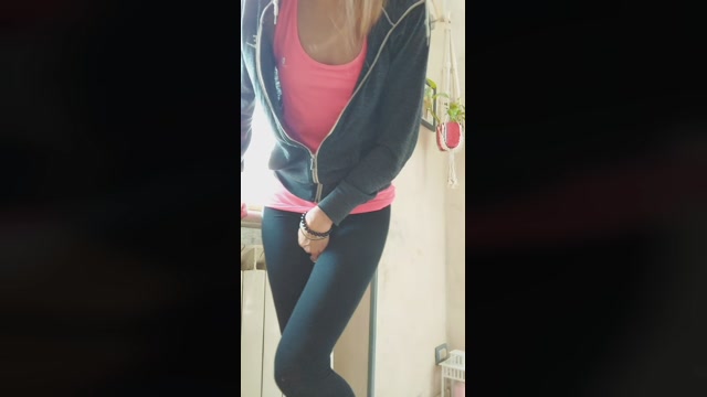 Mia83 20-10-2022 pussy 