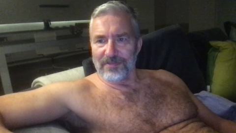 SohoAlan  20-10-2022 Recorded Video fingers