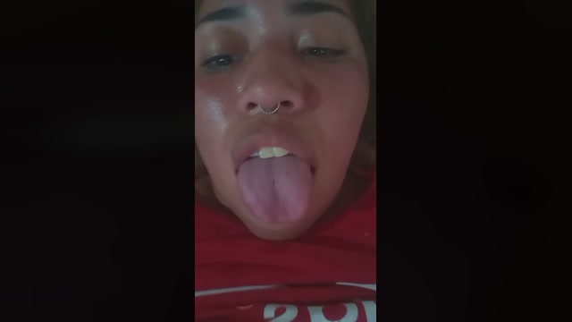 Crisaa8  21-10-2022 sexyfeet Females