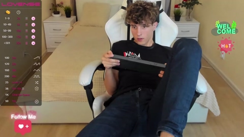 james_mil  22-10-2022 video kinky