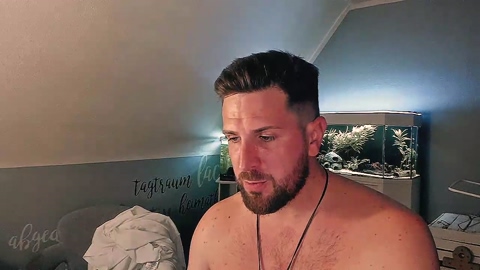 ronhill13  22-10-2022 Recorded Video fuckass
