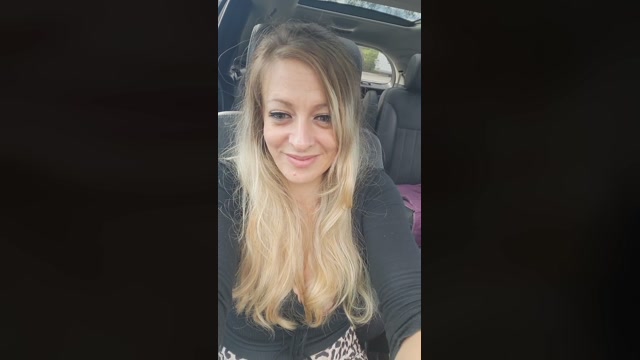 BlondSexxxy 26-10-2022 lick 