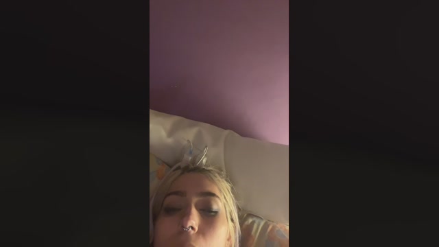 bambiangel69hot 25-10-2022 lickpussy 