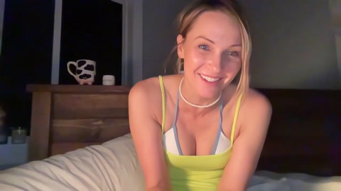 kaileeshy 25-10-2022 hot 