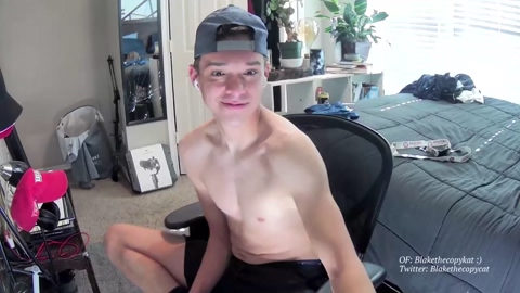 letsplayblake  25-10-2022 video fingering