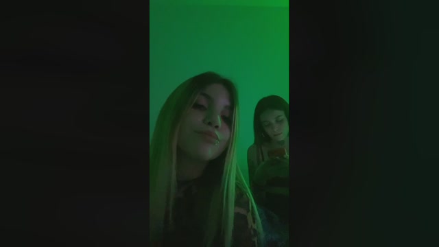 kiaralu1 26-10-2022 wank 