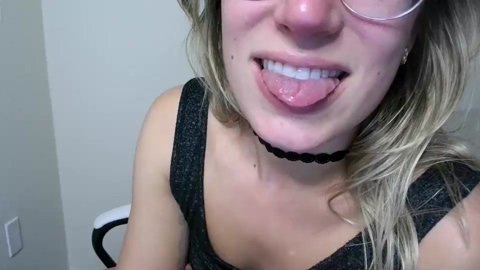 sweetsawyer  27-10-2022 tits Females