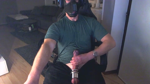 Reeper84  27-10-2022 Recorded Video kissing