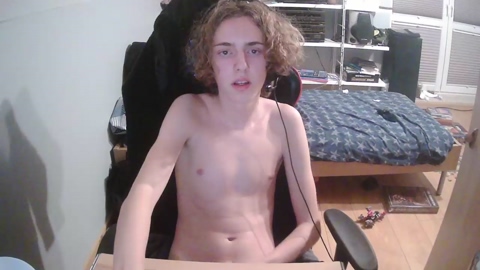 small_twink18  29-10-2022 video suckcock