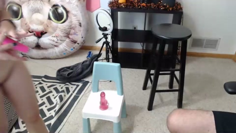 badkittycass 30-10-2022 kissing 