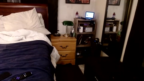 newbigger  31-10-2022 video kiss