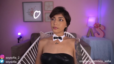 soy_sofia  31-10-2022 sexy Females