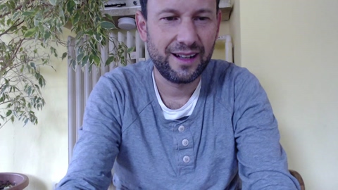 HandsomeGuy1983  02-11-2022 Recorded Video kissing