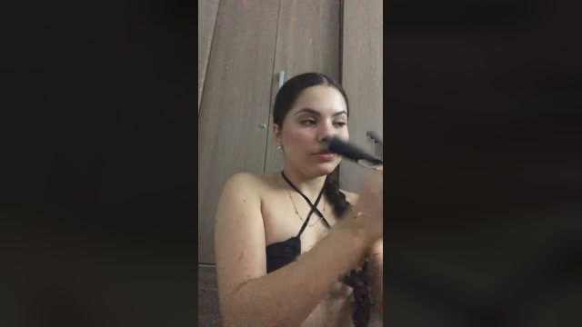 Ninfetiinha_ 01-11-2022 naked 