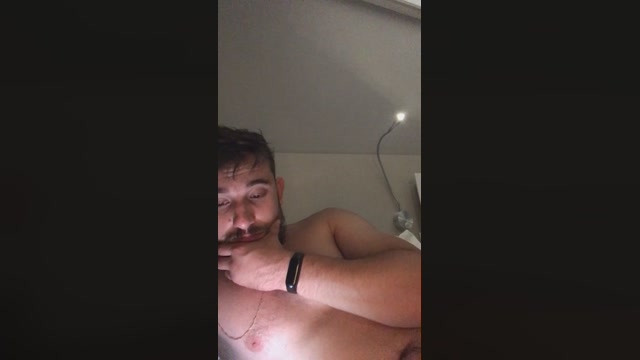 HighlanderNutri  02-11-2022 Recorded Video sexymale