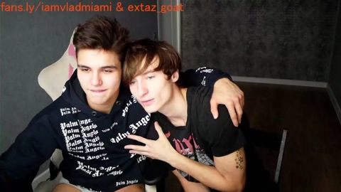 holiday_boys  04-11-2022 video bigtoys