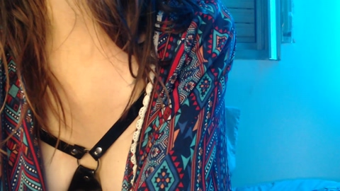 hkatytits 04-11-2022 kissing 