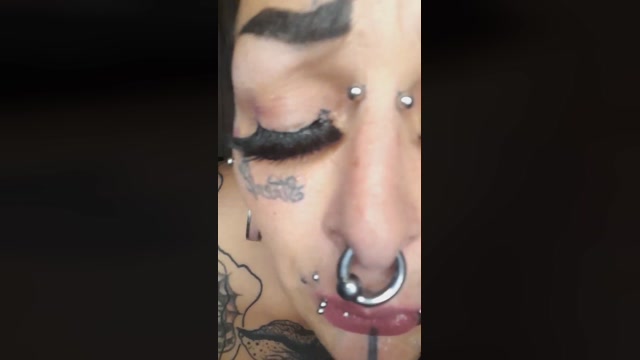 RichBitchxxx 06-11-2022 tits 