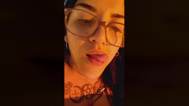 Mackarena 06-11-2022 nude 