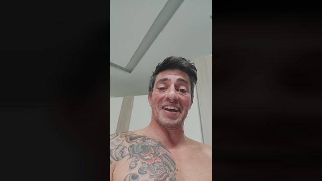 Italianmanhot80  07-11-2022 Recorded Video spank