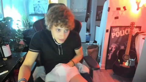 bashful4200  07-11-2022 video spank