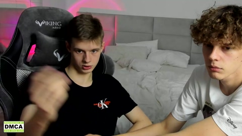 cute_thomas  08-11-2022 video sexyfeet