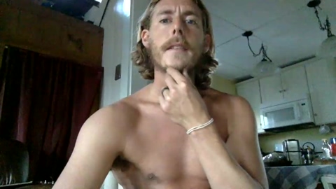 jjcal  08-11-2022 video kissing