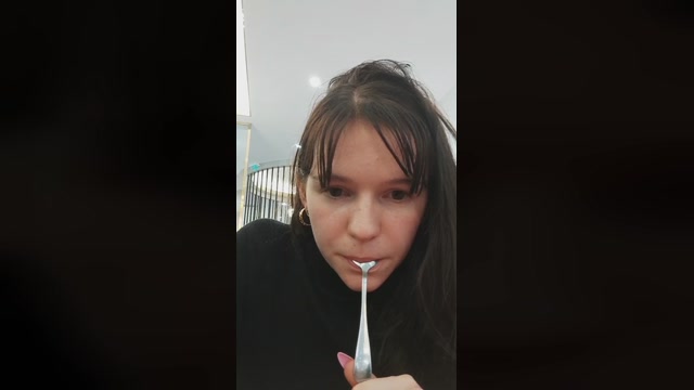 lucie_mehott 08-11-2022 fuckface 