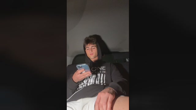 osquitar  08-11-2022 Recorded Video fingering
