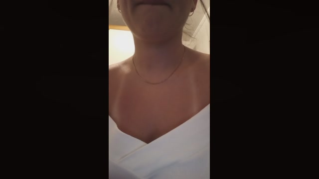 Sarah2222 09-11-2022 spank 