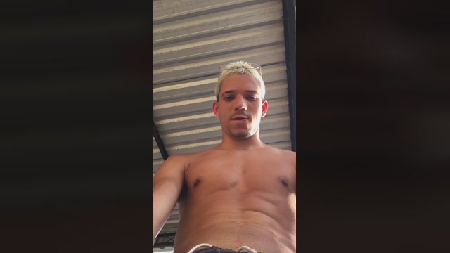 branco114  14-11-2022 Recorded Video fingers