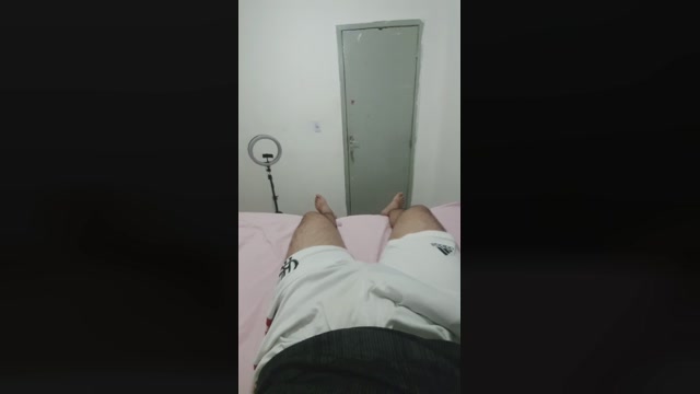 Posturado1m92  14-11-2022 Recorded Video Topless