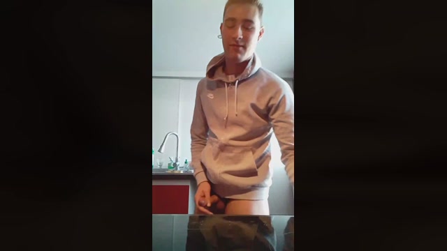 beaugosss3  16-11-2022 Recorded Video blowjob