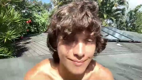 jungleliving333  17-11-2022 video Topless