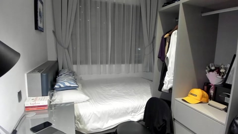 redrabbitstories  17-11-2022 video kissing