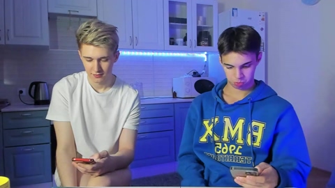 cute_joni  18-11-2022 video legs