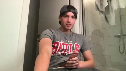 jameshark777  18-11-2022 video oral