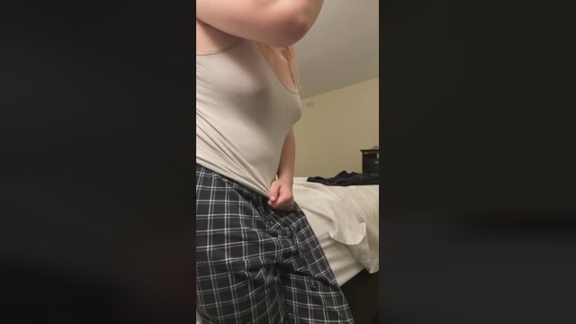 AngelaK19 19-11-2022 moan 