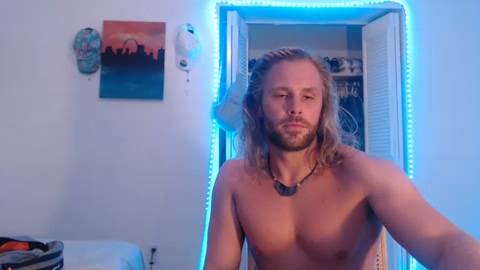 _jesse_james  20-11-2022 video kiss