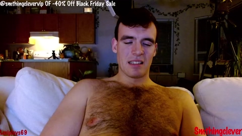 smthingclever  27-11-2022 video kissing